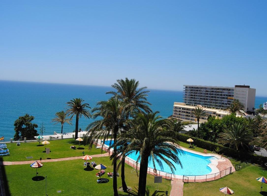 Apartamento Torre De La Roca Actual Torremolinos Esterno foto